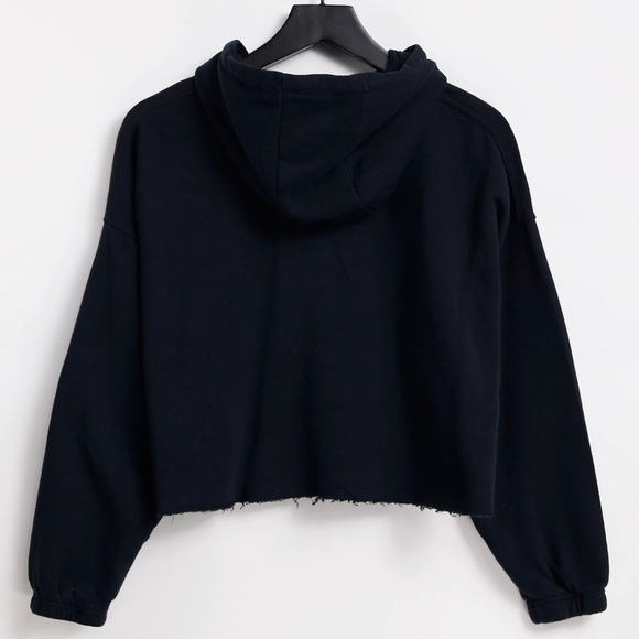 Quiksilver Logo cropped hoodie in washed black Exclusive at ASOS - Picture 2 of 8